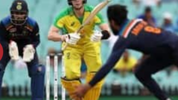 दूसरे एकदिवसीय मैच में ऑस्ट्रेलिया ने भारत को दिया 390 रन का लक्ष्य
