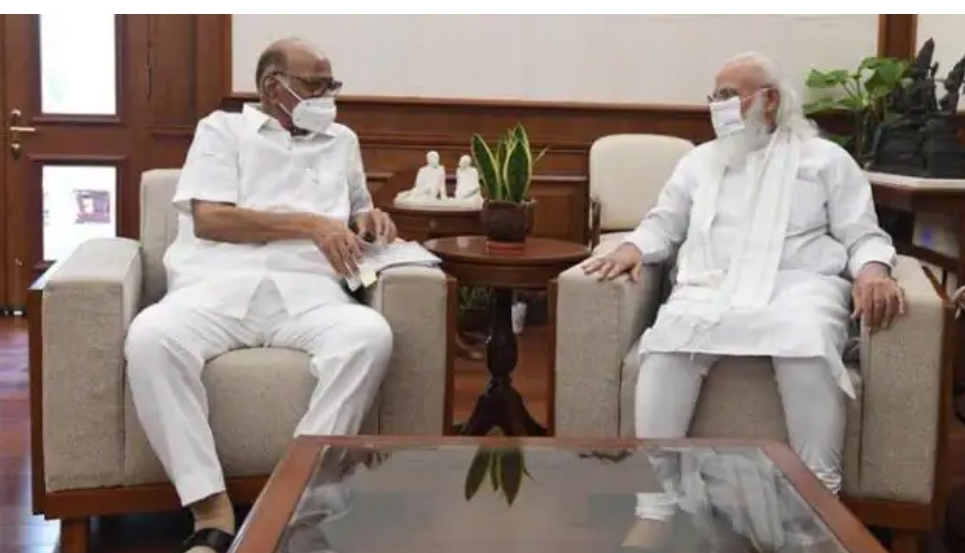 PM मोदी से मिले NCP चीफ शरद पवार, करीब 1 घंटे तक चली मुलाकात, सियासी अटकलों का बाजार फिर गर्म