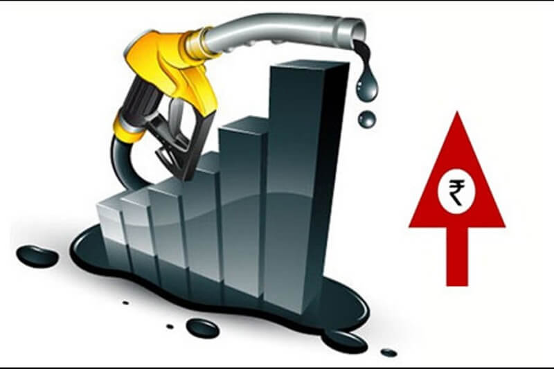 कीमतें बढऩे के बावजूद पेट्रोल-डीजल की किल्लत