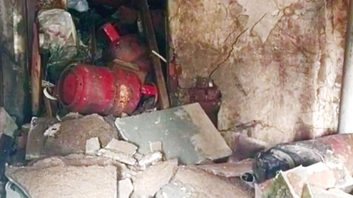 कोट मोहल्ले में तीन गैस टंकी फटी, दो दुकान क्षतिग्रस्त, पांच घायल