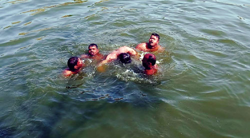 शिप्रा में मौत का सिलसिला रविवार को भी जारी, एक महीने में डूबे 8 लोग