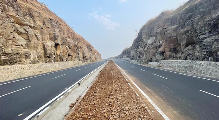 इंदौर-अहमदाबाद राजमार्ग पर माछलिया घाट खत्म नए मार्ग पर एक सप्ताह में होगा चालू यातायात